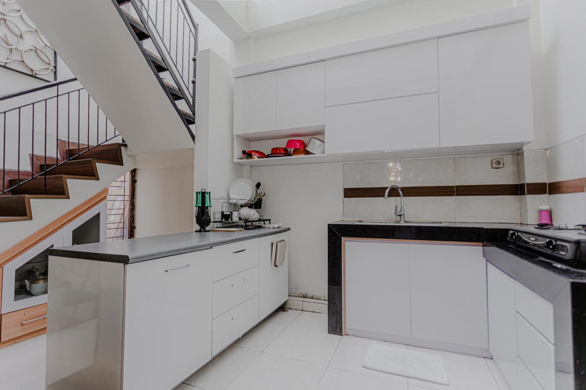Inez Homestay Jogjacarta Exterior foto