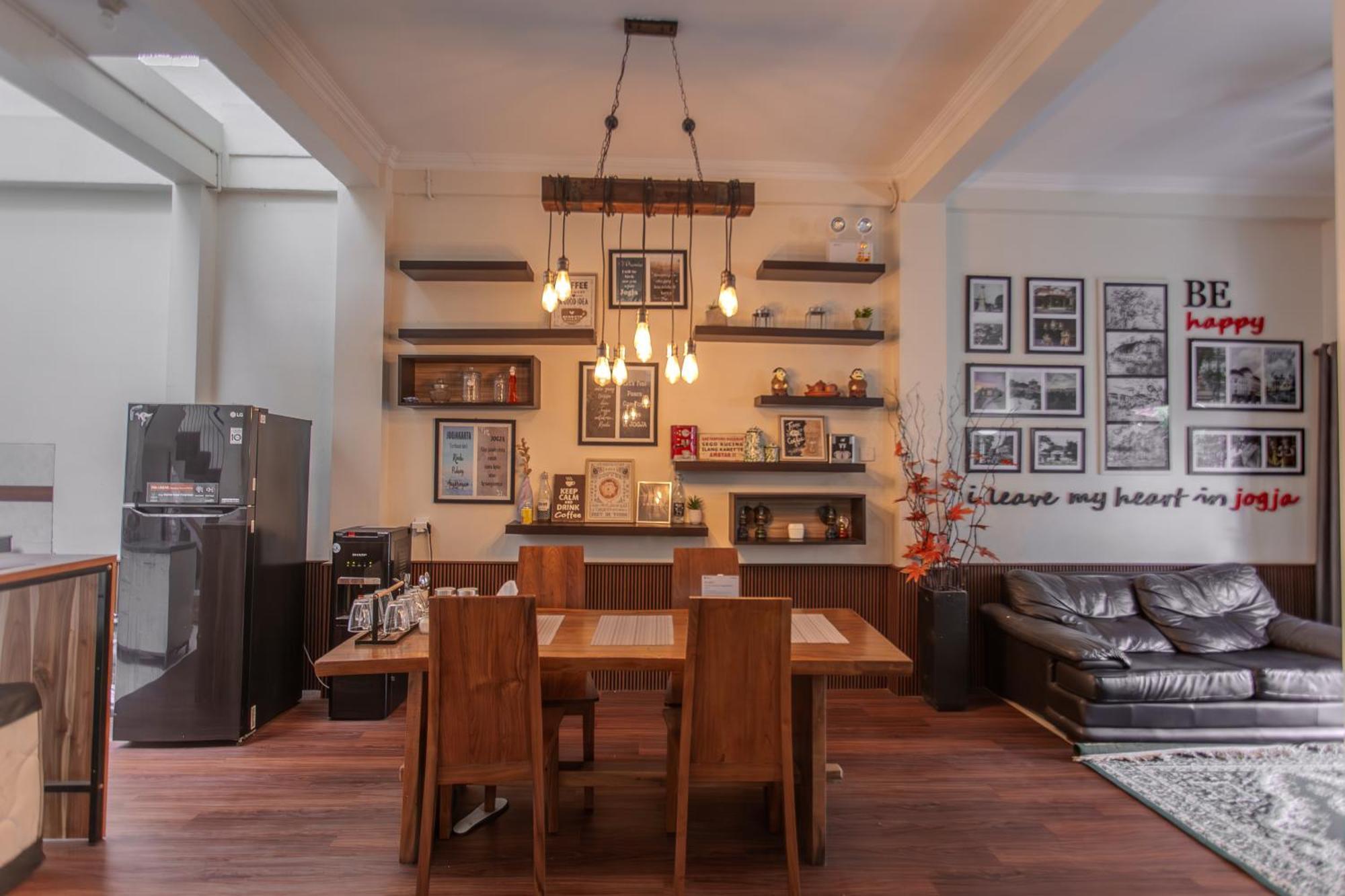 Inez Homestay Jogjacarta Exterior foto